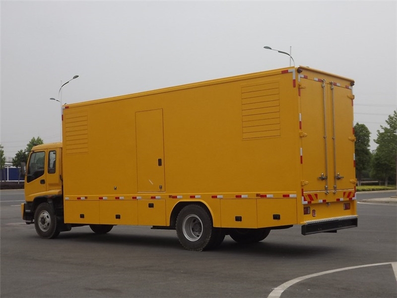 武鸣发电车出租- 柴油发电机油箱怎么清洗