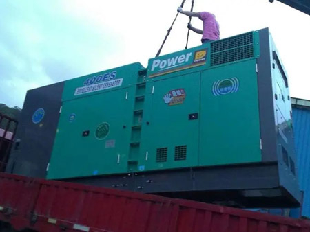 武鸣柴油发电机组转速不稳定时，如何对发动机进行维护？