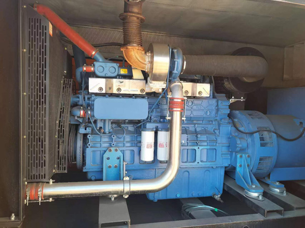 武鸣柴油发电机组一般有几种电压输出？