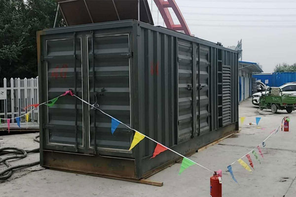 武鸣发电机租赁空气滤清器多久更换一次？