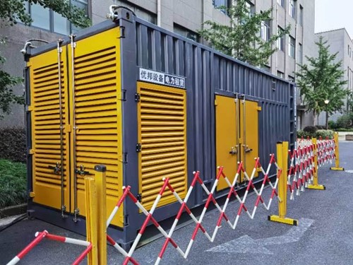 武鸣如何使用转速表检查发动机的转速？