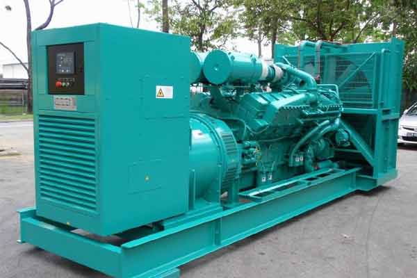 武鸣柴油发电机组电压不稳定怎样维修？