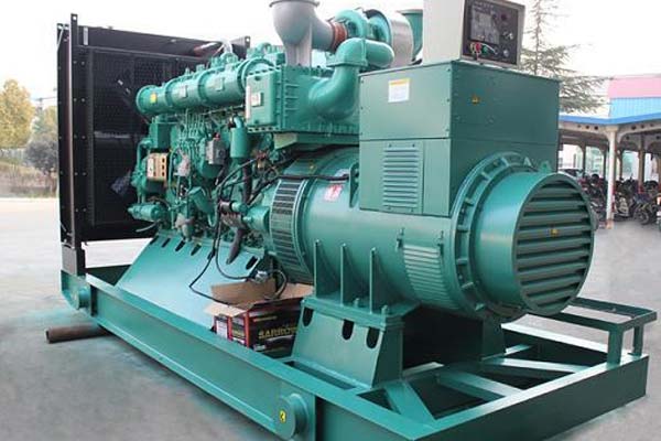 武鸣工厂发电机应急发电中如何优化燃油储备管理？