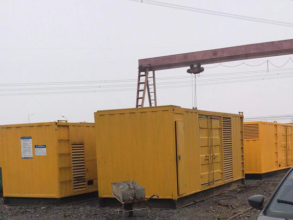 武鸣100kw柴油发电机组每小时油耗？