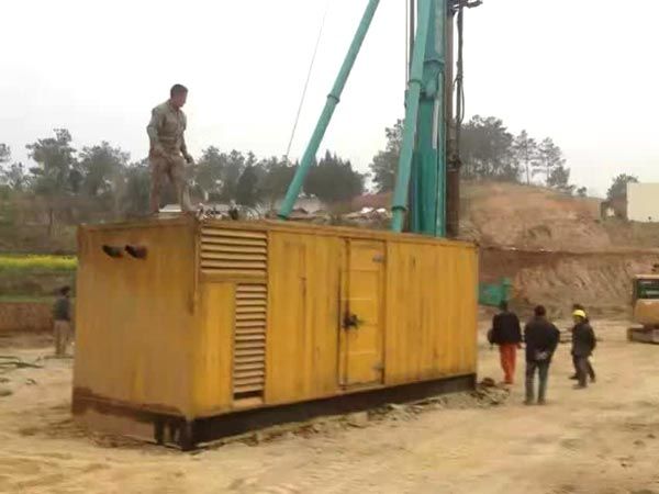 武鸣如何判断水冷式机油散热器密封件是否需要更换?